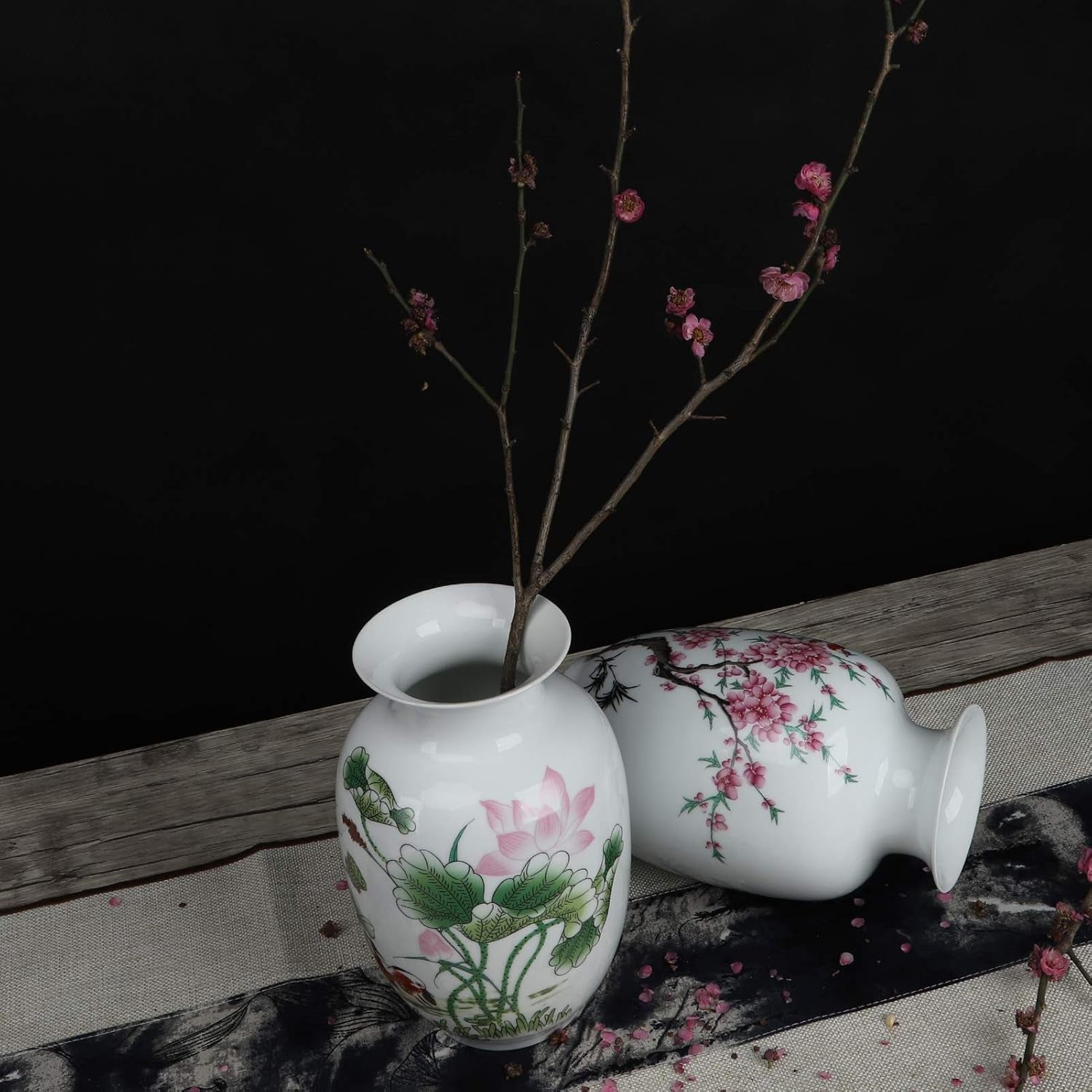 Chinese Ceramics, Blue and White Porcelain Flower Vase, Jingdezhen Handcrafted Porcelain Decro (Lotus)