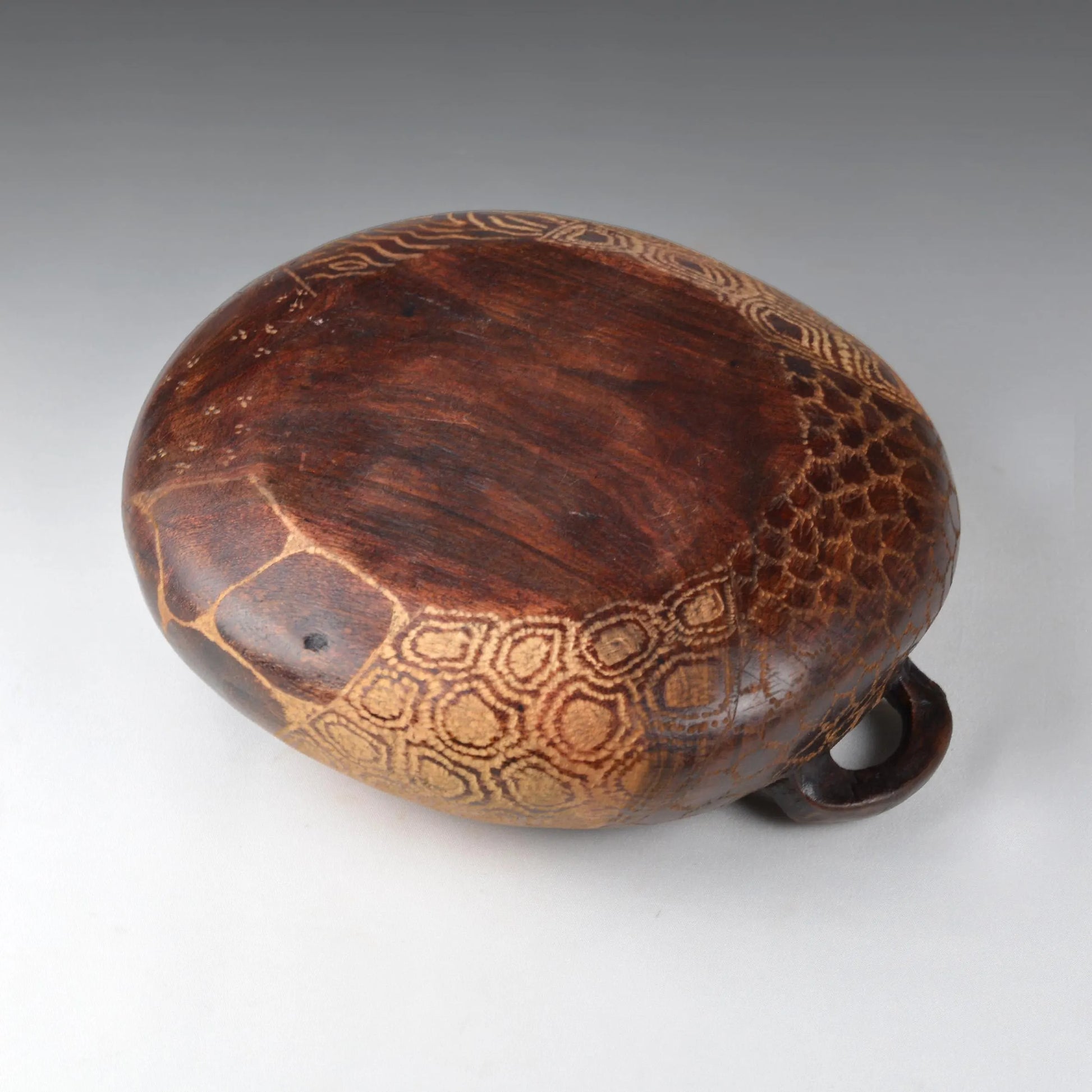 Old Hand Carved African Tribal Decorative Wooden Ceremonial Bowl with 2 Handles 9.3”/21.2Cm (N3415)