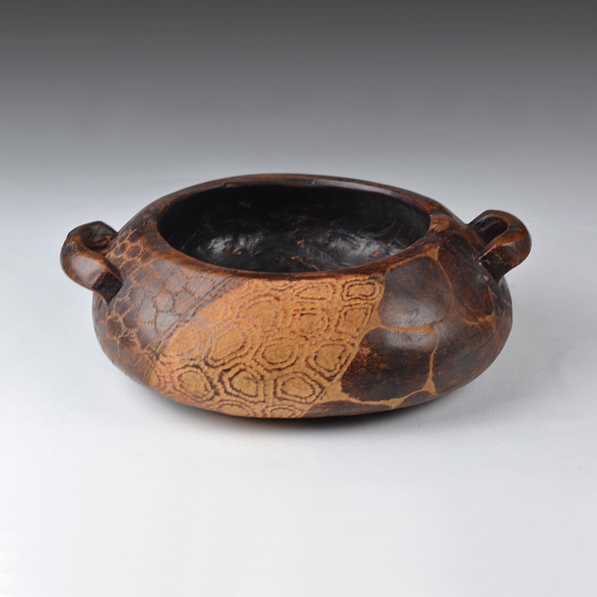 Old Hand Carved African Tribal Decorative Wooden Ceremonial Bowl with 2 Handles 9.3”/21.2Cm (N3415)