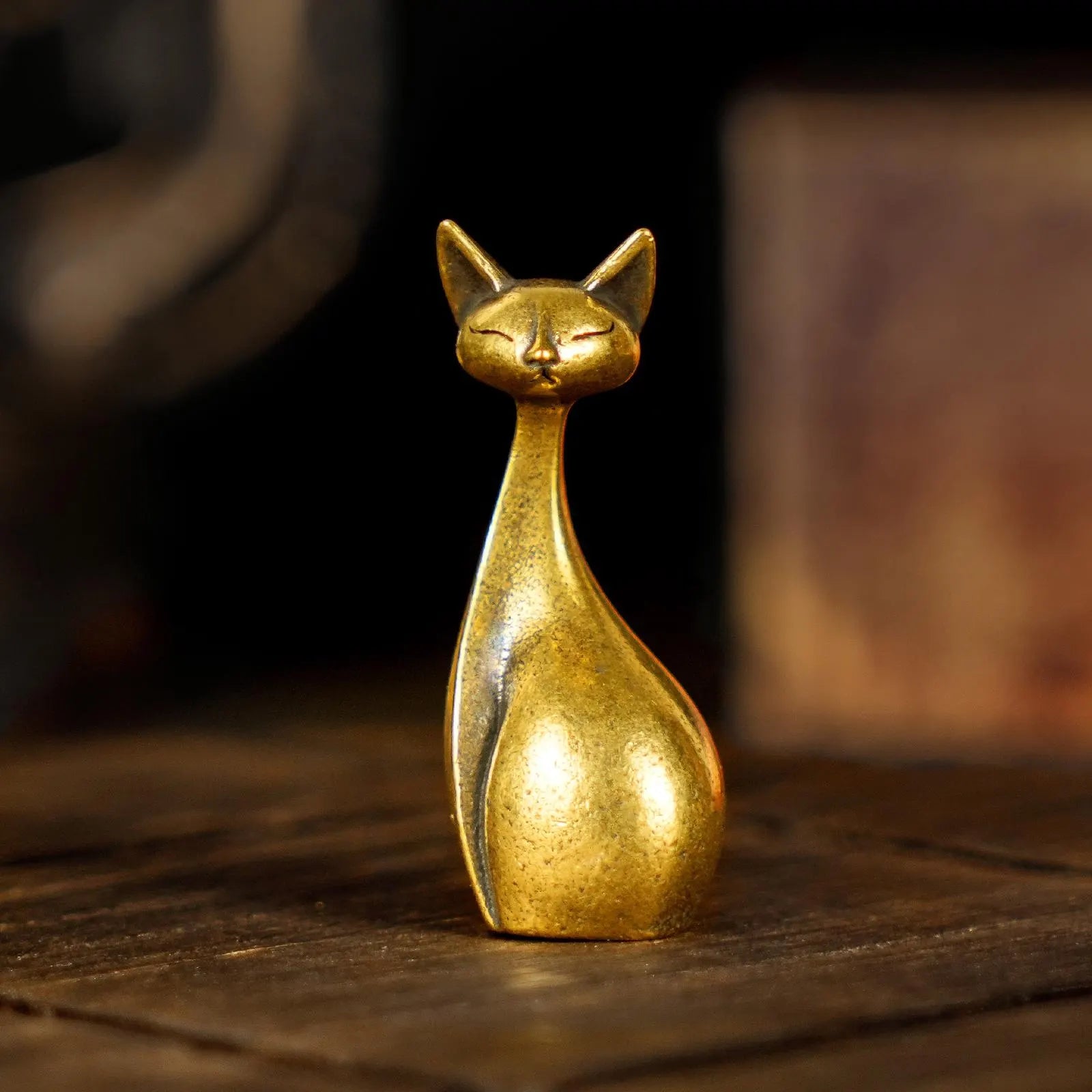 Solid Brass Cool Cat Statue - Retro Peek-A-Boo Feline Sculpture, Elegant Desk Decor & Collectible Gift for Cat Lovers
