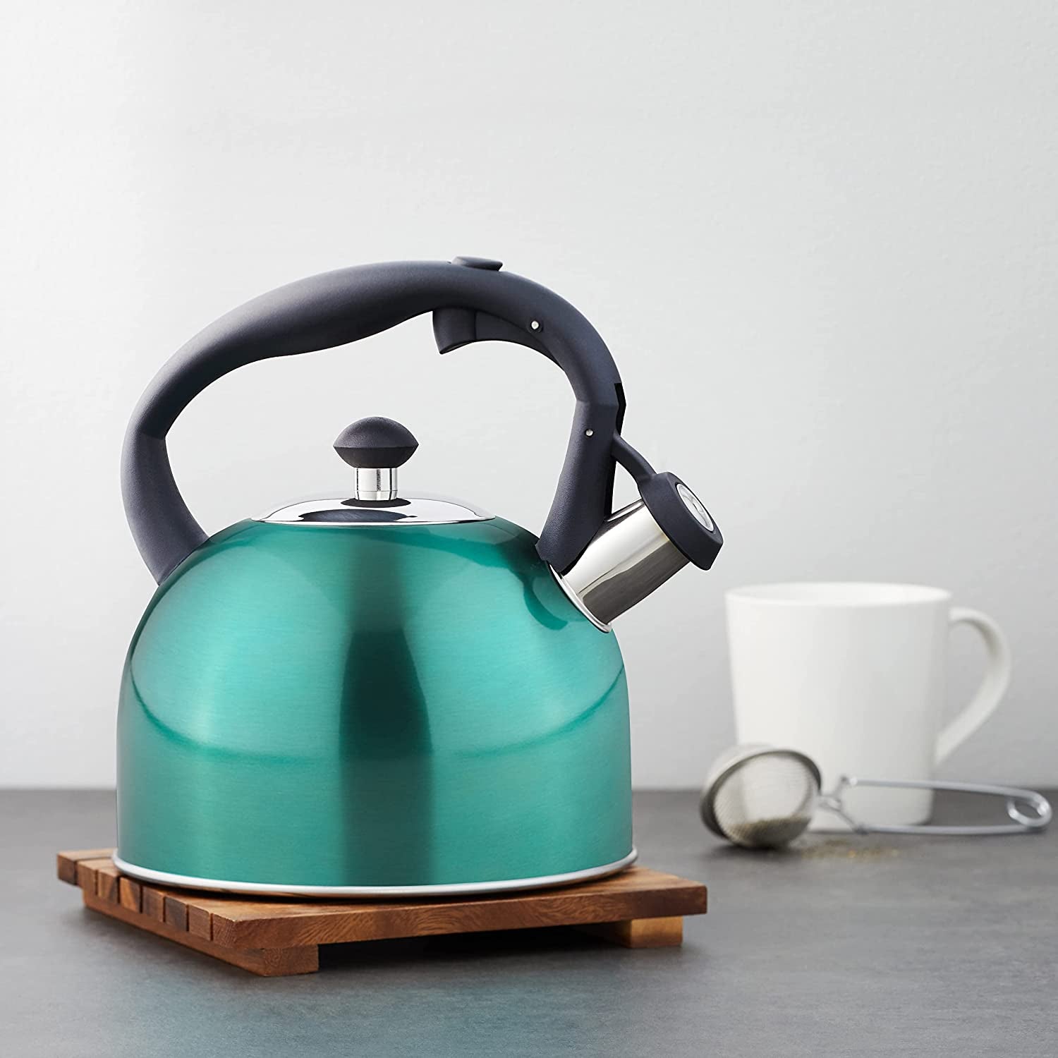 Stainless Steel Tea Kettle, Hot Water Kettle with Whistle Spout, Fast Boiling, Ergonomic Handle, 2.4-Quart, Teal