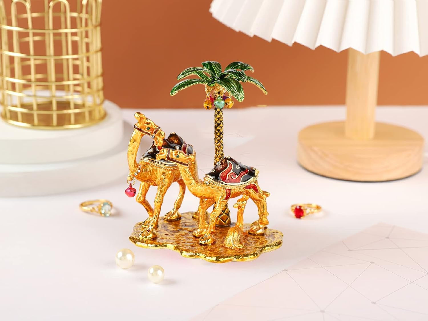 Vacation Camel Family Trinket Boxes with Hinged Coconut Bell Enamel Hand-Painted Animals Ornaments Unique Gift for Home Decor
