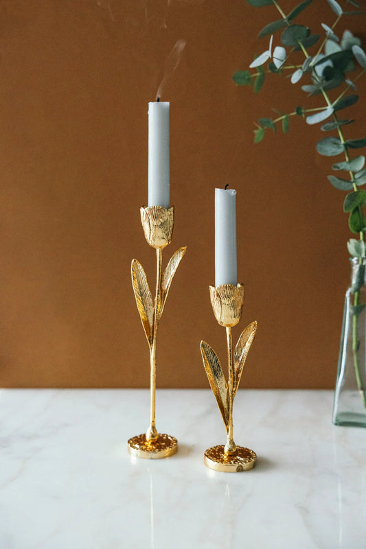 Elegant Gold Leaf Botanical Candle Holders, Set of 2 - Luxurious Decorative Accents for Home, Wedding, Events, and Romantic Evenings