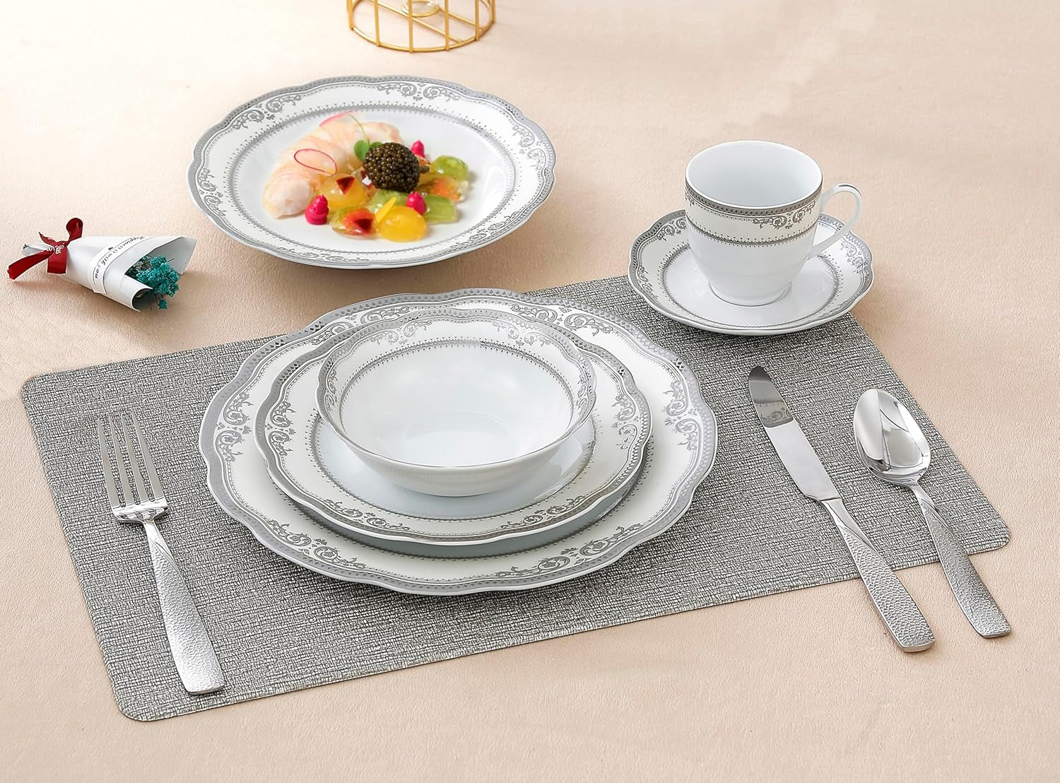 24 Piece Victoria Design Porcelain Wavy Edge Dinnerware Set, White