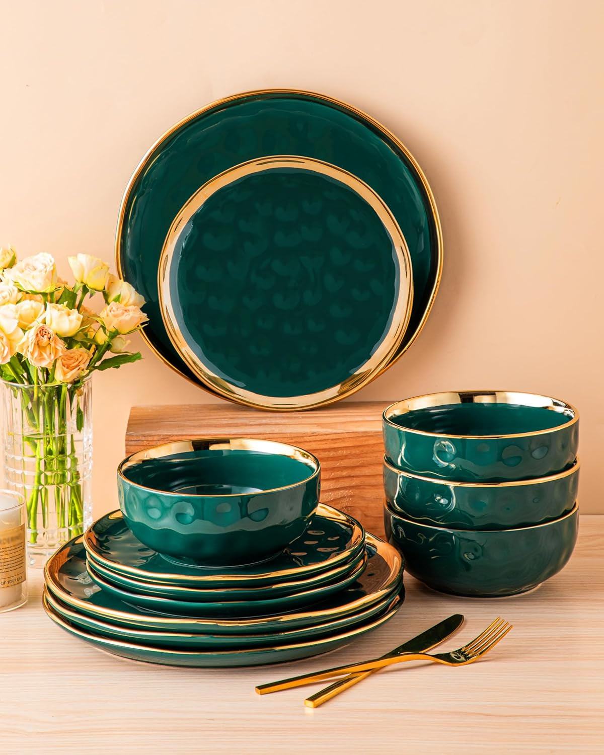 12 Pieces Plates and Bowls Sets, Porcelain Green and Gold Dinnerware Sets, round Dinner Plates Dishes Set Service for 4, Dishwasher Safe and Scratch Resistant, Green
