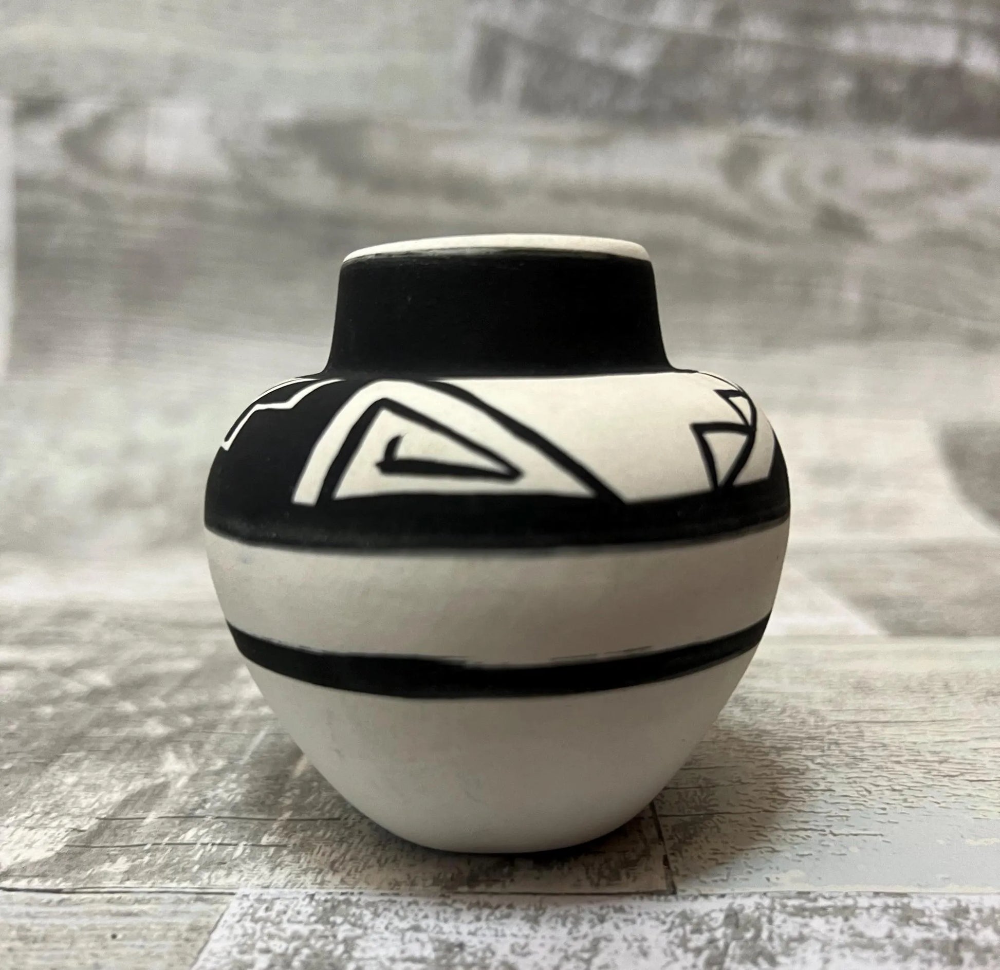 Set of 3 Native American Hand Painted Pottery Vase and Pots Signed S. Deer VTG