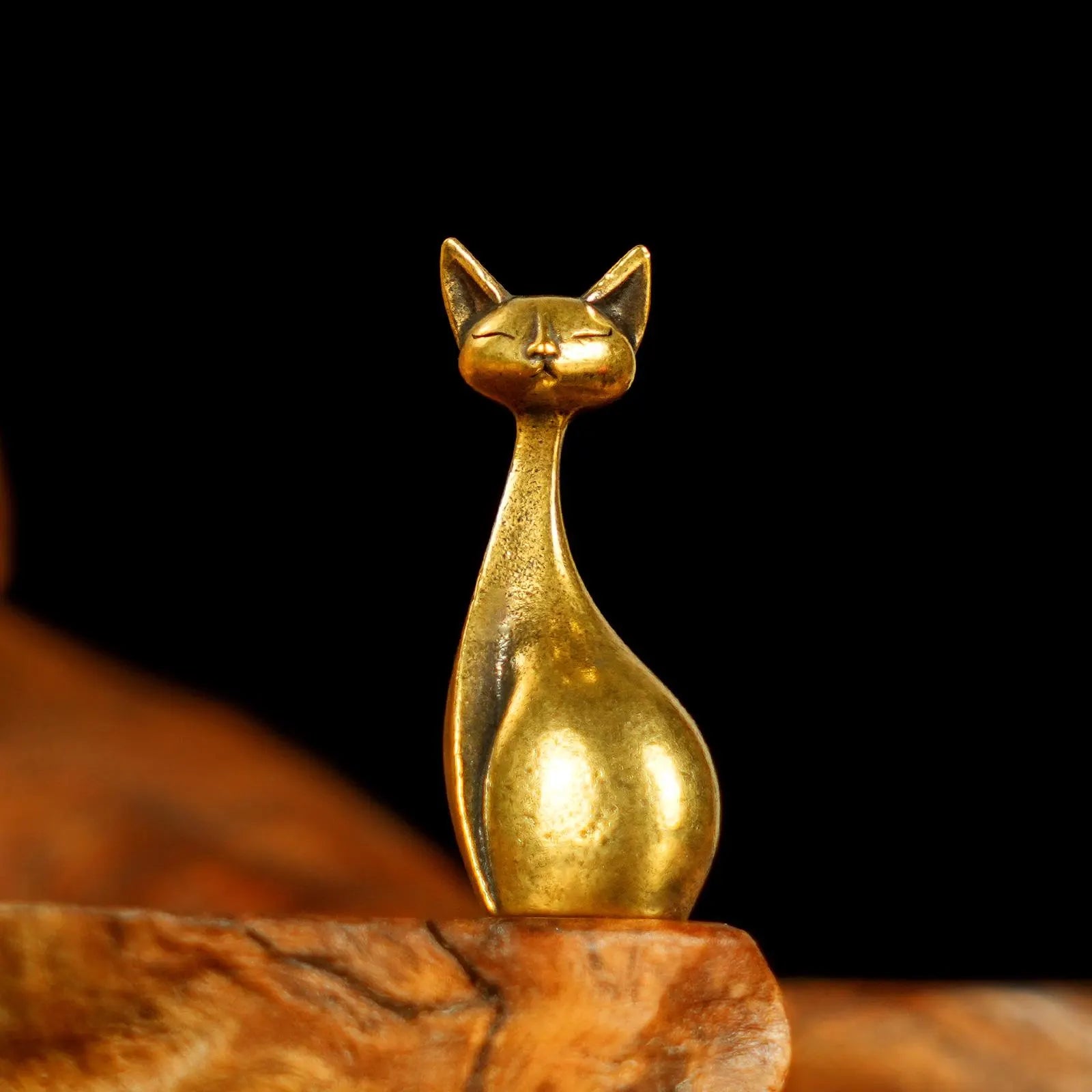 Solid Brass Cool Cat Statue - Retro Peek-A-Boo Feline Sculpture, Elegant Desk Decor & Collectible Gift for Cat Lovers