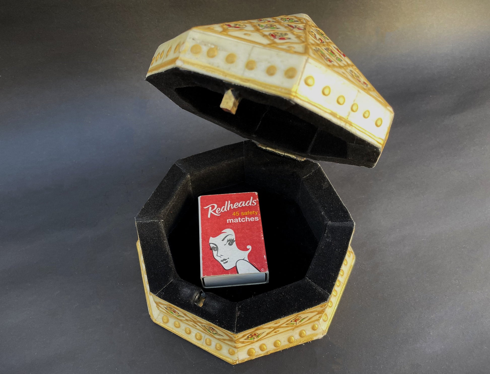 Handmade Jewellery Box Octagonal Rajasthan India Hand Painted Folk Art