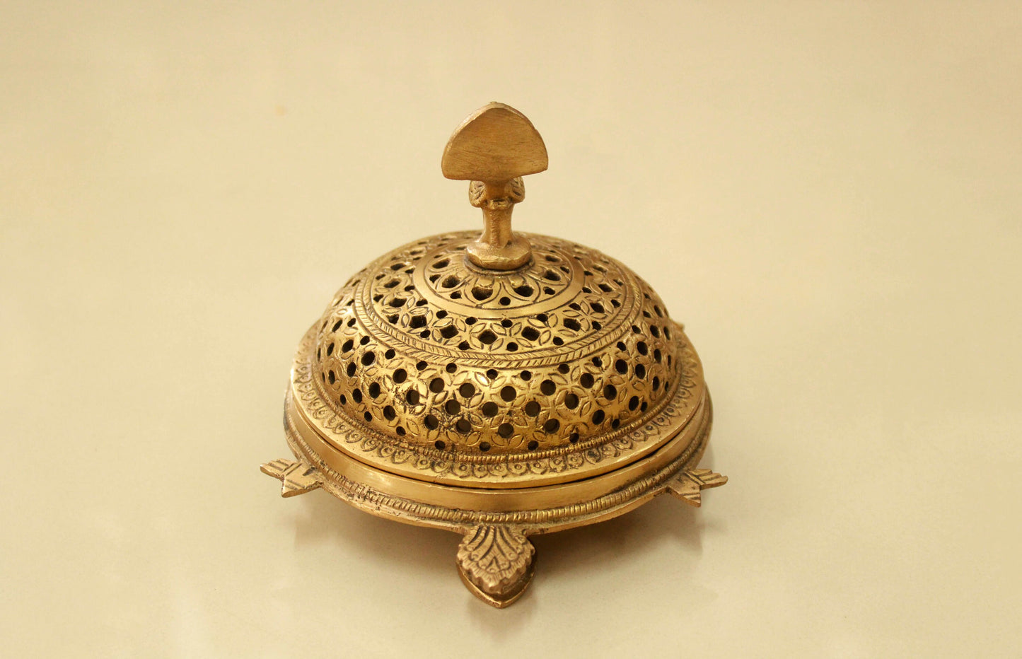 Incense Burner Loban Dhoop Dani Brass Metal Peacock Tortoise Mandala Carved Dhuni Sambrani Dhoop Home Living / Pooja Room Garden Decor Gift
