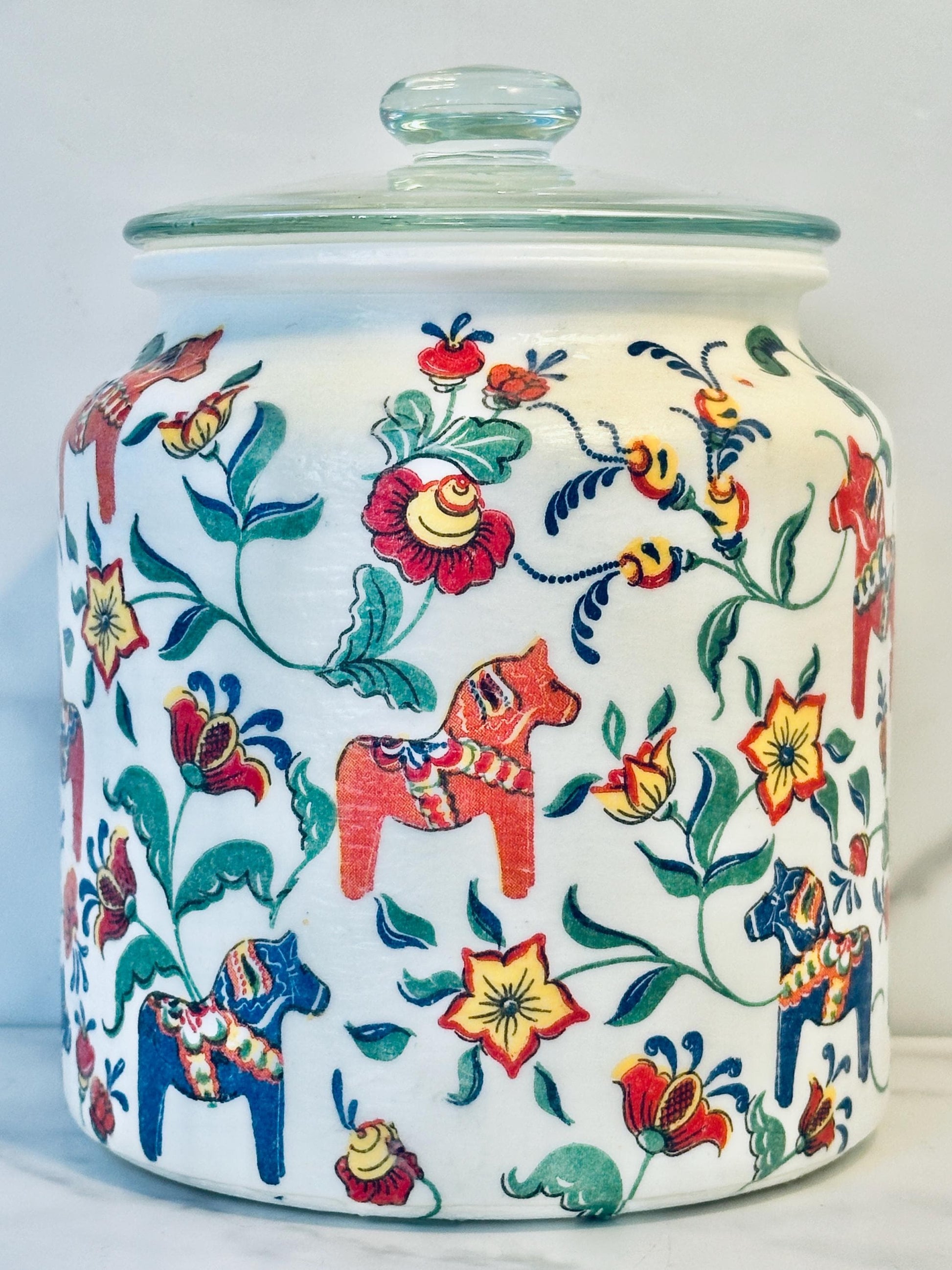 Scandinavian Kitchen Canister, Dala Horse Cookie Jar, Nordic 1/2 Gallon 64 Ounce. H8" X W6", Dry Food Storage, Coffee, Candy, Nuts, Tea.