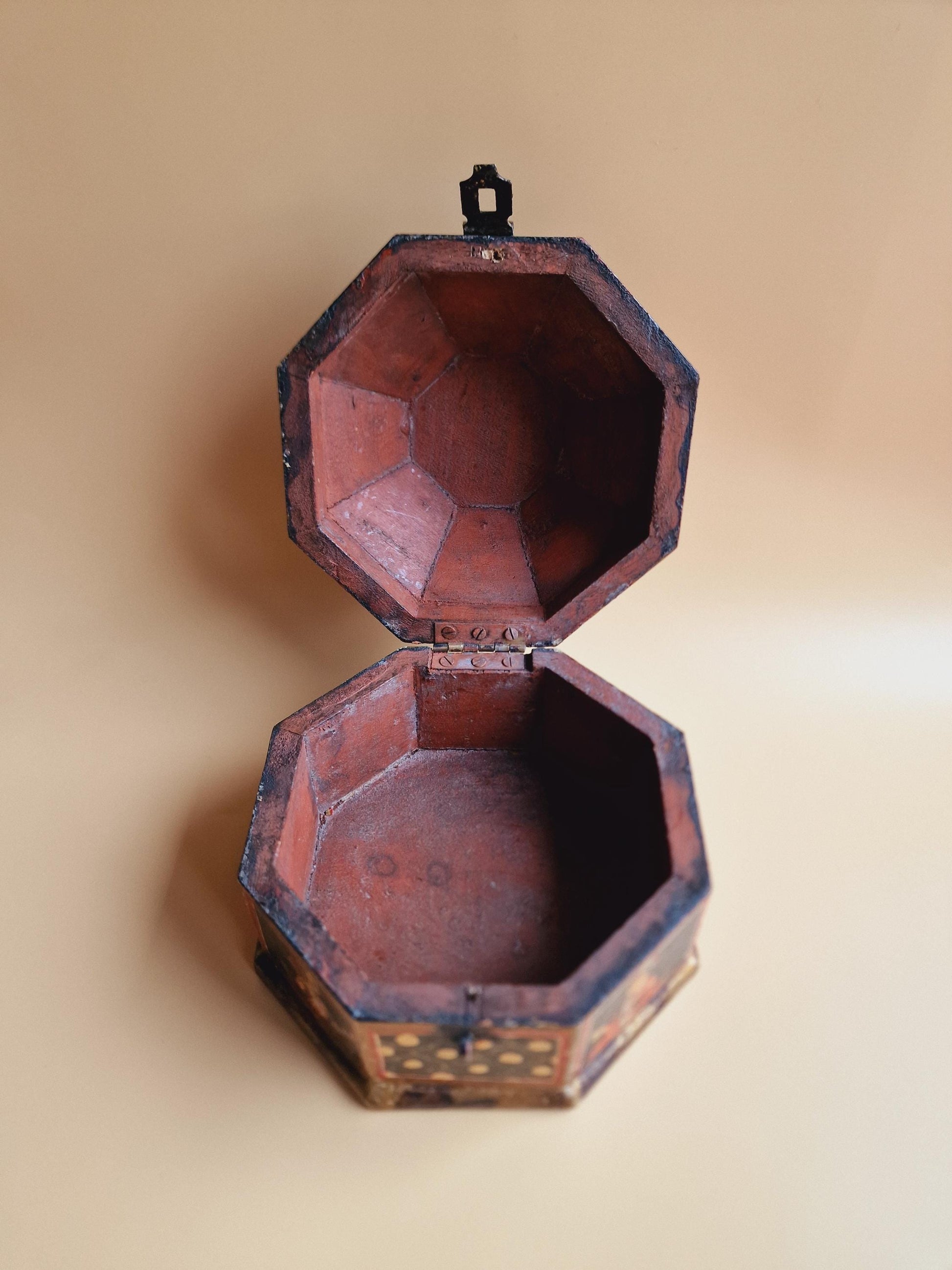 Vintage Indian Octagonal Wooden Box, Antique Mughal Wood Turban Marriage Box