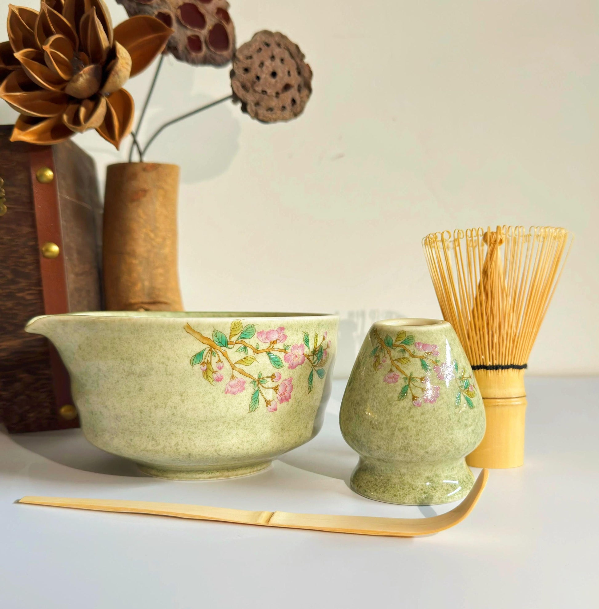 Flower Ceramic Matcha Whisk Set with Bamboo Whisk, Ceramic Matcha Bowl Set with Spout, Unique Matcha Kit Tea Set, Matcha Gift Set Gift Ideas