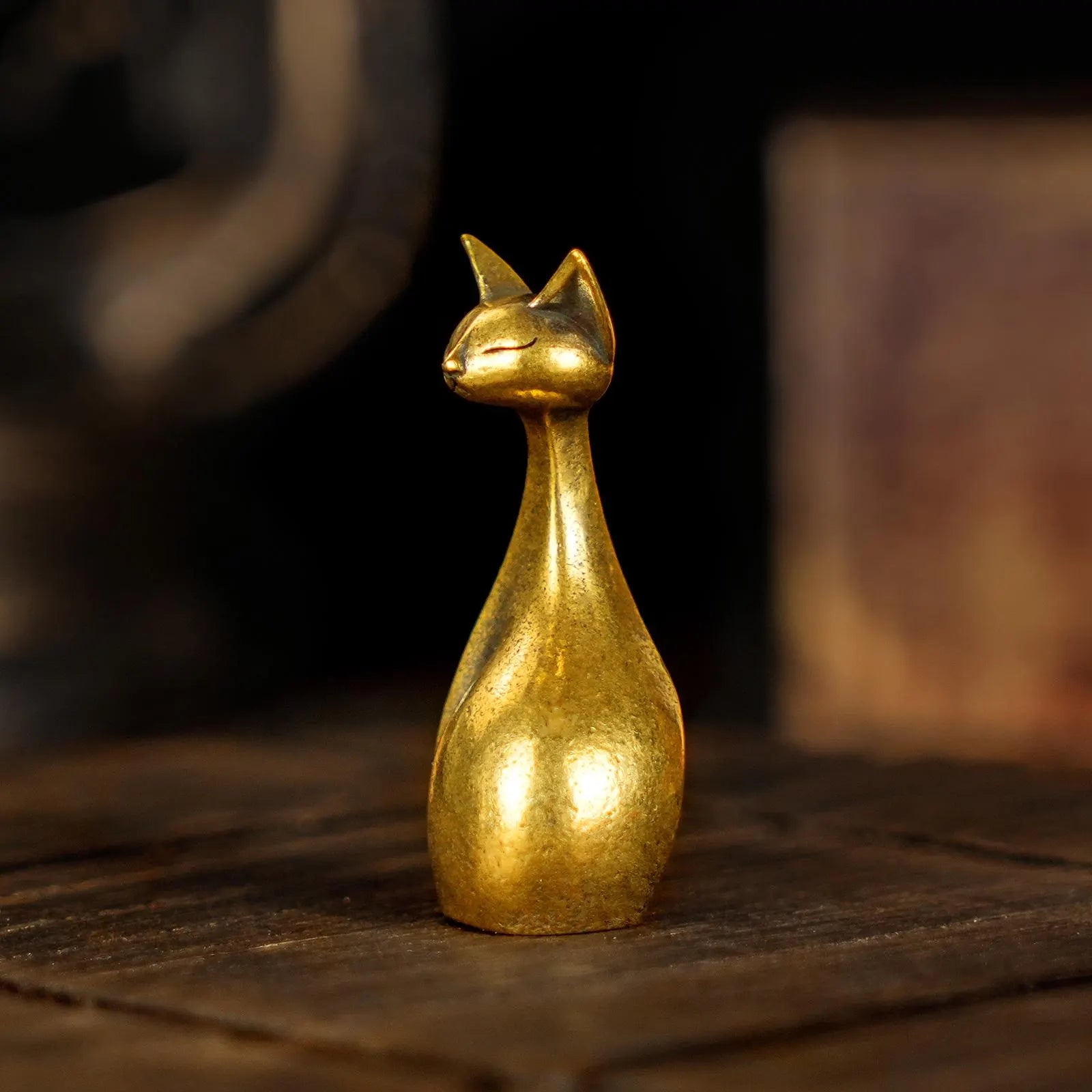Solid Brass Cool Cat Statue - Retro Peek-A-Boo Feline Sculpture, Elegant Desk Decor & Collectible Gift for Cat Lovers