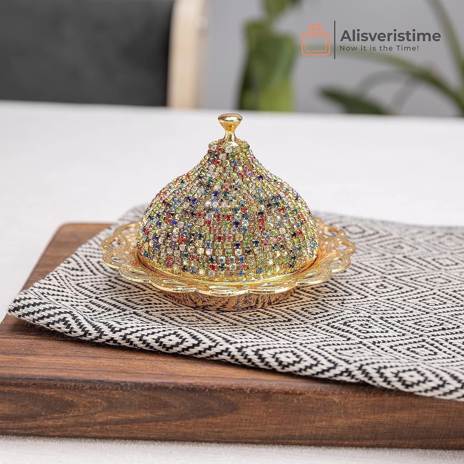Crystal-Embellished Turkish Tea Glass Set with Zamak Holders and Saucers (SET of 6) (Multi)
