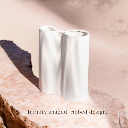 Wave Vase (White)
